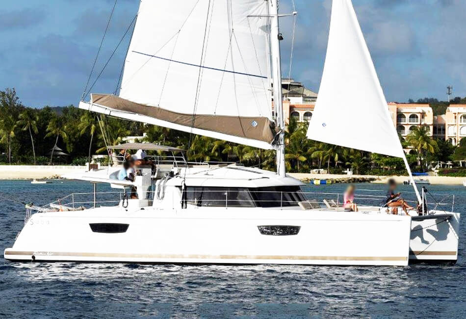 50 ft Luxury Catamaran 